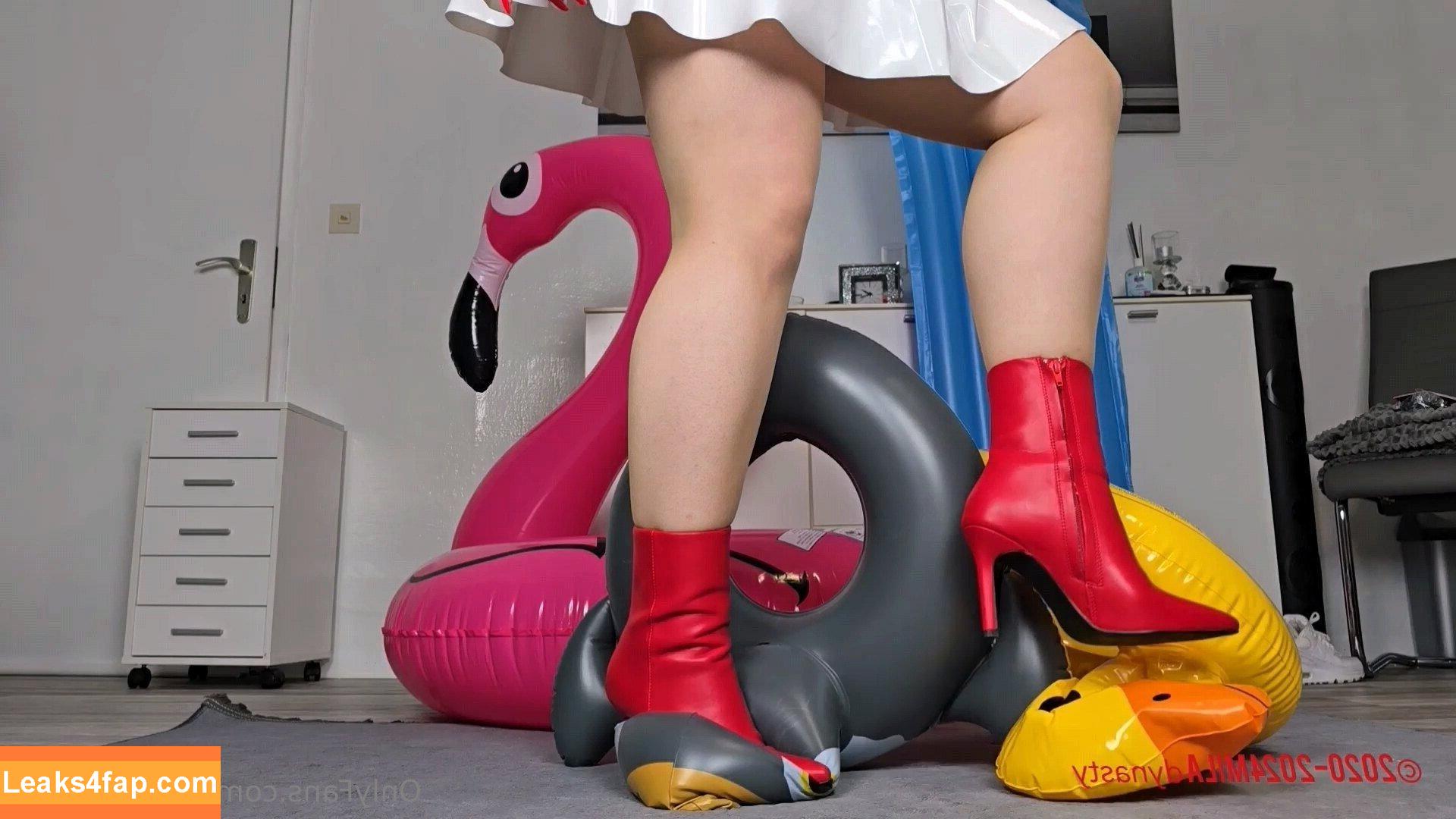 milady_nasty / milady_nasty_feet leaked photo photo #0018