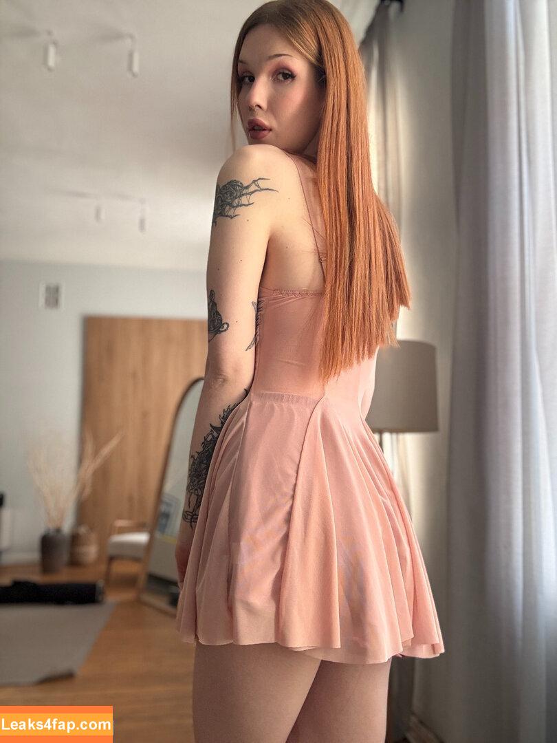 milana_ts /  leaked photo photo #0074