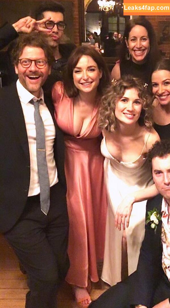 Milana Vayntrub / AT&T Girl / https: / mintmilana слитое фото фото #0002