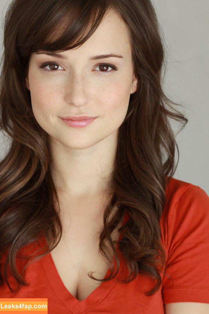 Milana Vayntrub / AT&T Girl / https: / mintmilana слитое фото фото #0042
