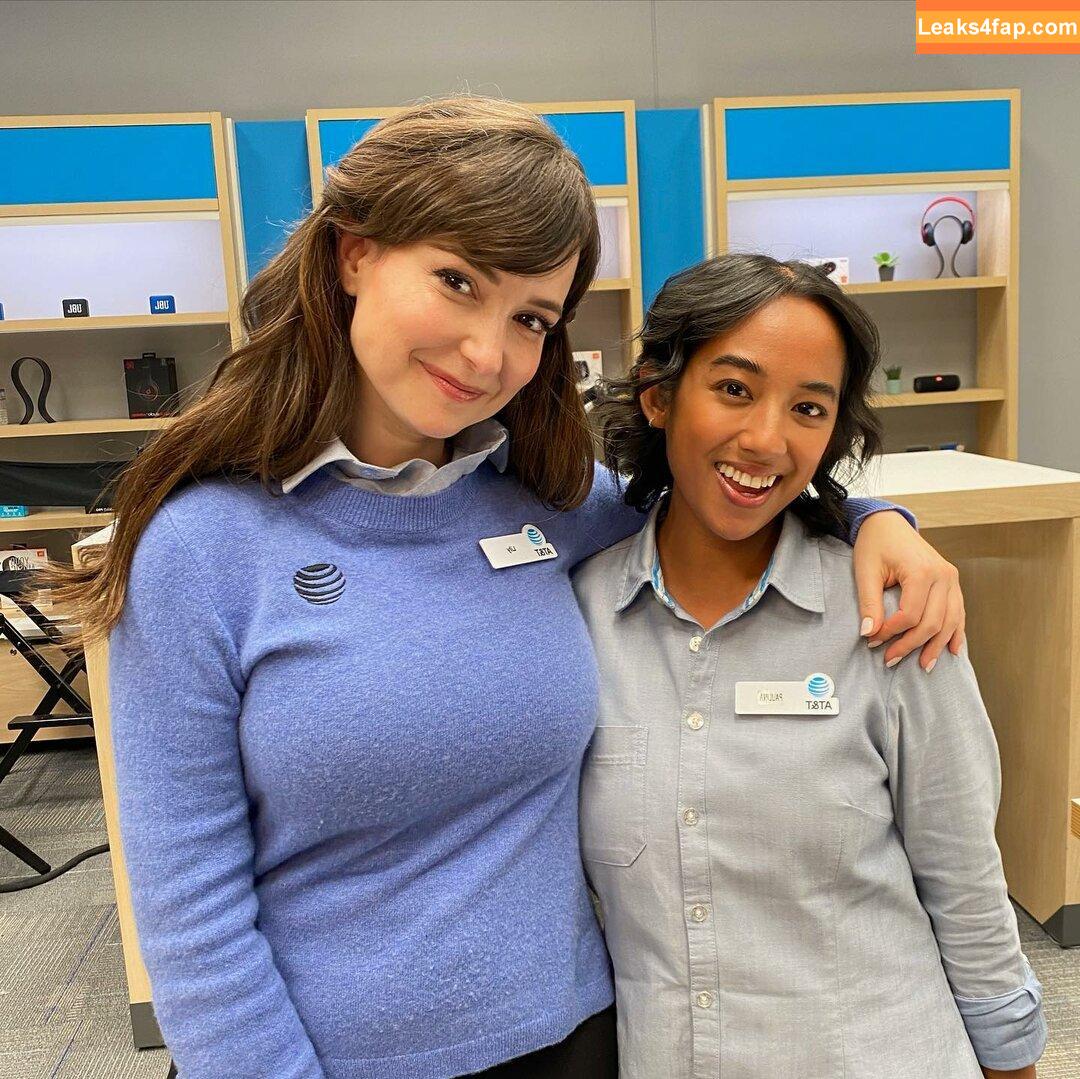 Milana Vayntrub / AT&T Girl / https: / mintmilana leaked photo photo #0212