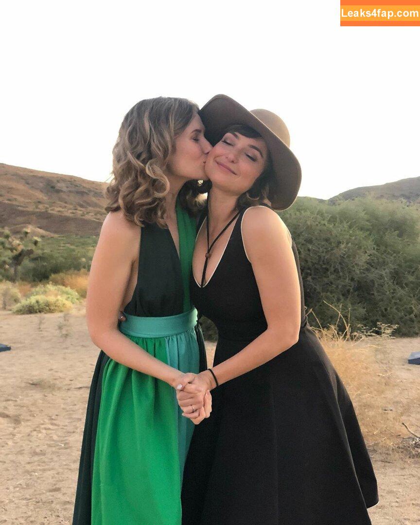 Milana Vayntrub / AT&T Girl / https: / mintmilana leaked photo photo #0239