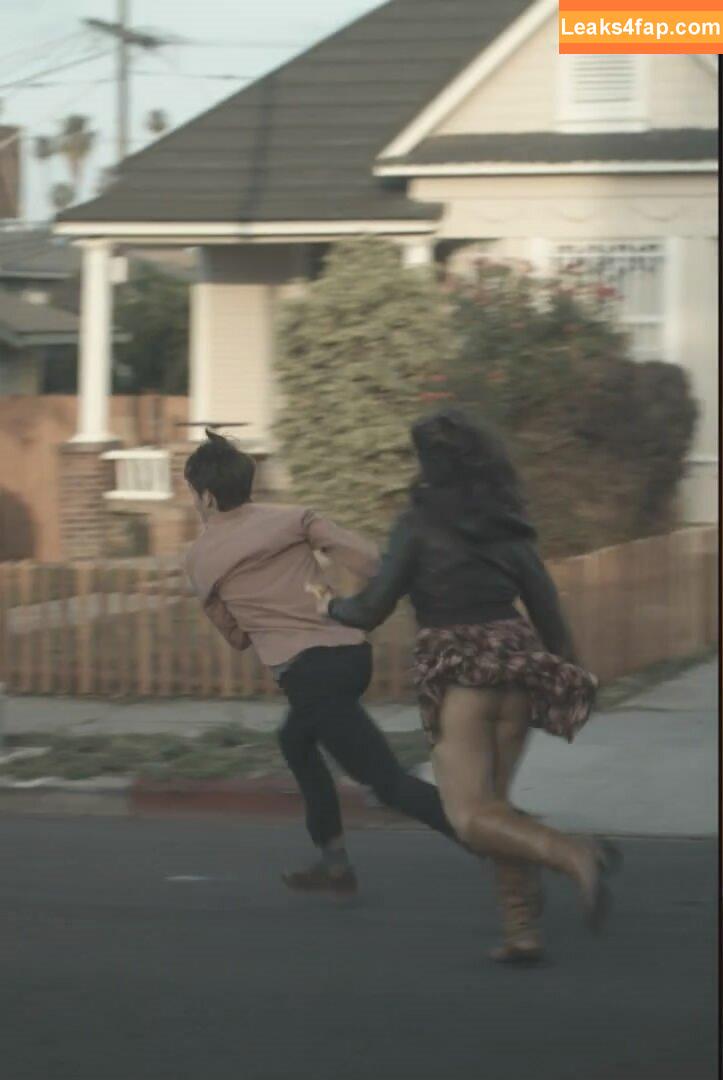 Milana Vayntrub / AT&T Girl / https: / mintmilana leaked photo photo #0291