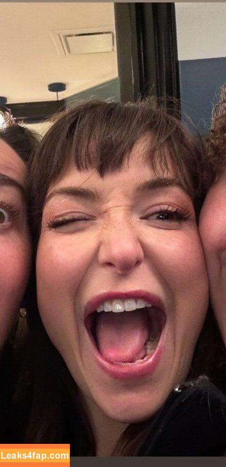 Milana Vayntrub / AT&T Girl / https: / mintmilana leaked photo photo #0637