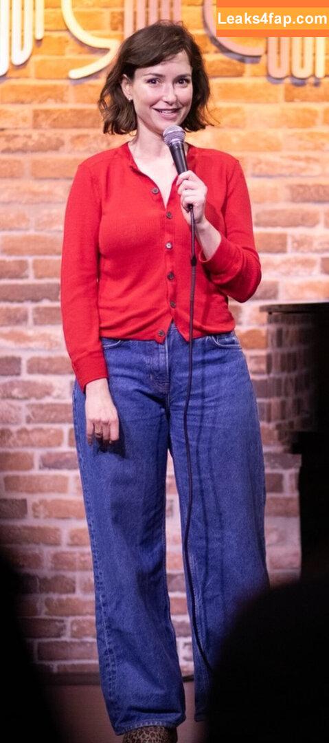 Milana Vayntrub / AT&T Girl / https: / mintmilana слитое фото фото #0807