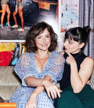 Milana Vayntrub photo #0105