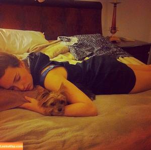 Milana Vayntrub photo #0186