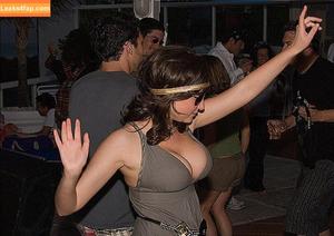 Milana Vayntrub photo #0204