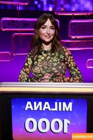 Milana Vayntrub photo #0258