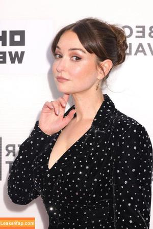 Milana Vayntrub photo #0662