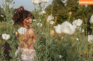 Milana Vayntrub фото #0706