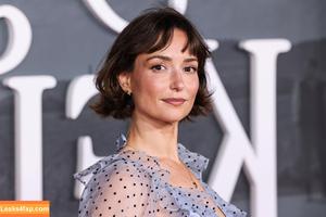 Milana Vayntrub photo #0725