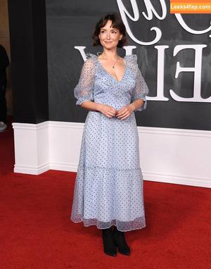 Milana Vayntrub photo #0739