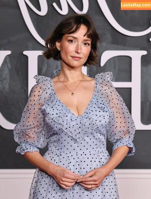 Milana Vayntrub photo #0744