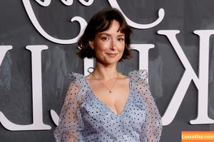 Milana Vayntrub photo #0745