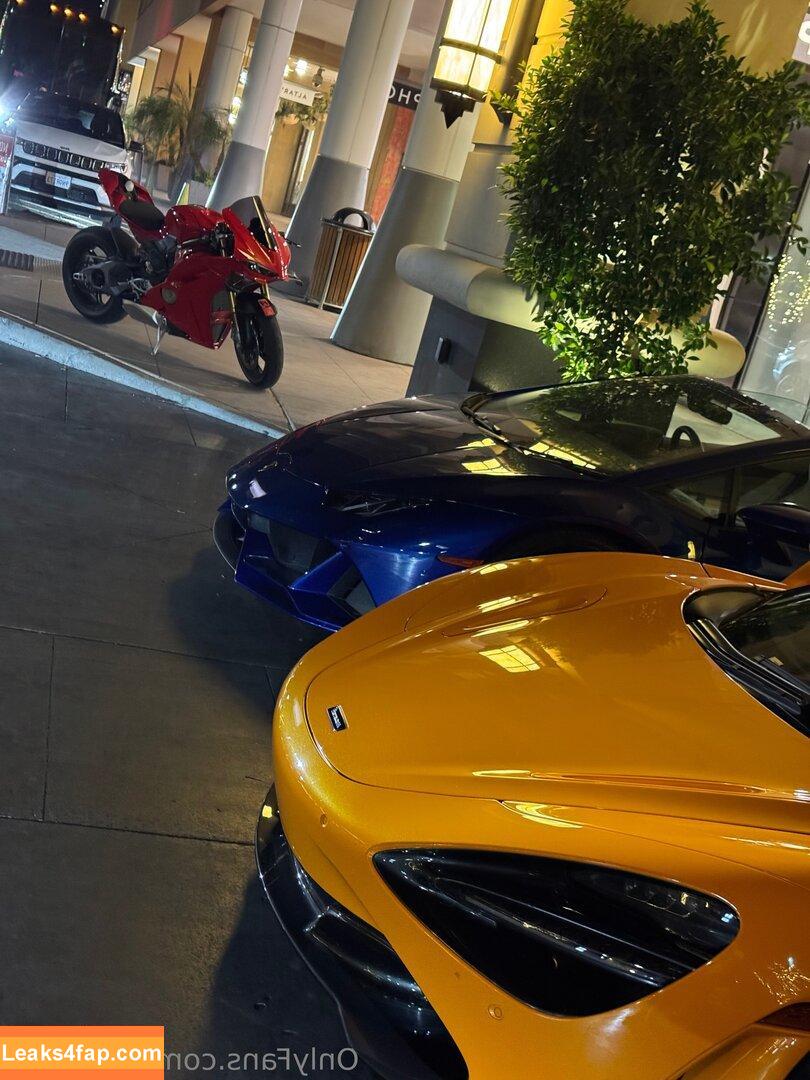 milangeis /  leaked photo photo #0001
