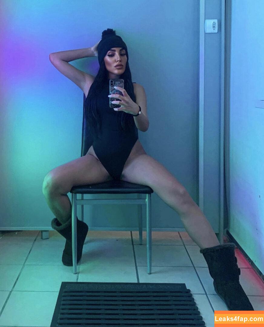 Milarodriguezxxx leaked photo photo #0003