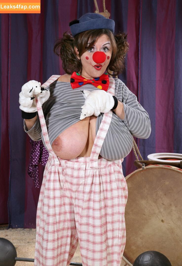 Milena Velba / milena_offical / ms.milenavelba / velbamilenaveronikalz leaked photo photo #10500