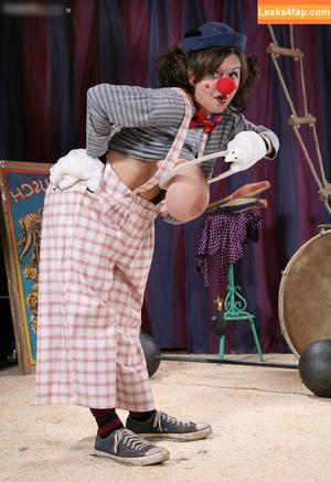 Milena Velba photo #10522