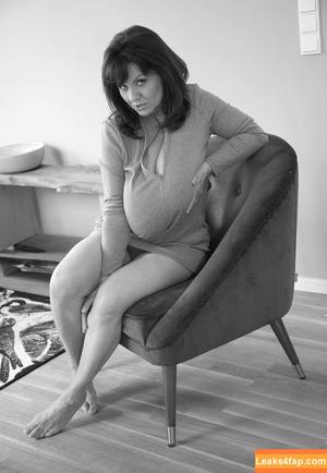 Milena Velba photo #6204