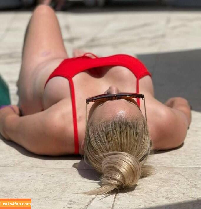 Milena Velba / Milena_Offical / https: / ms.milenavelba / velbamilenaveronikalz leaked photo photo #7990