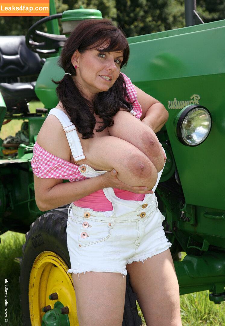 Milena Velba / Milena_Offical / https: / ms.milenavelba / velbamilenaveronikalz слитое фото фото #8051