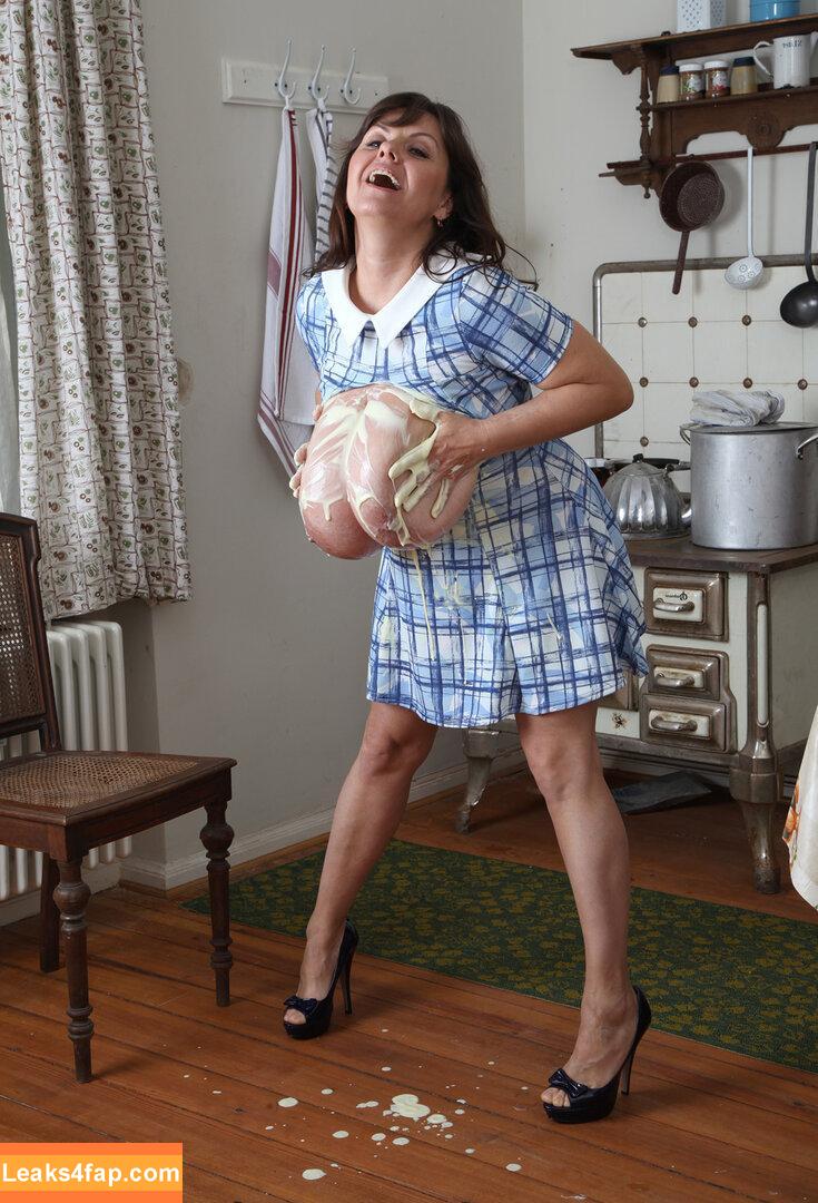 Milena Velba / Milena_Offical / https: / ms.milenavelba / velbamilenaveronikalz leaked photo photo #8121