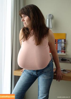 Milena Velba photo #8668