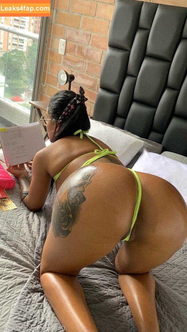 milenasky / m.h._sky leaked photo photo #0039