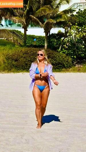 Milene Domingues photo #0025