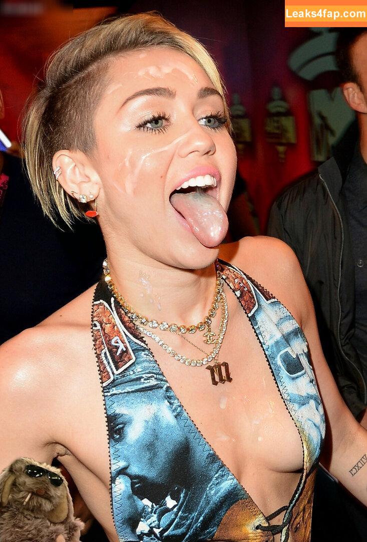 Miley Cyrus fakes / sarahtoninx9_ leaked photo photo #0010