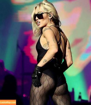 Miley Cyrus photo #0049