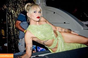 Miley Cyrus photo #0071
