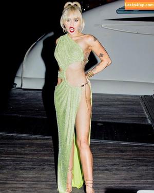 Miley Cyrus photo #0072