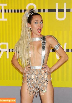 Miley Cyrus photo #0155