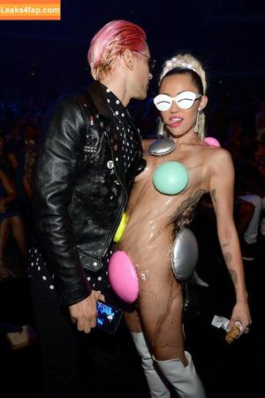 Miley Cyrus photo #0189