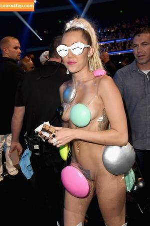 Miley Cyrus photo #0192