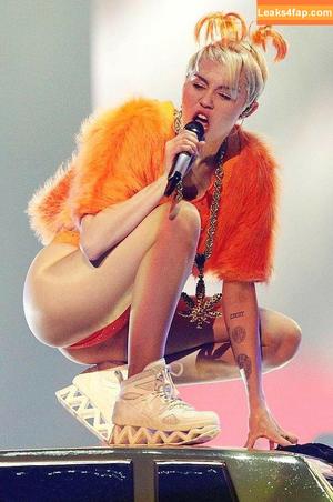 Miley Cyrus photo #0340