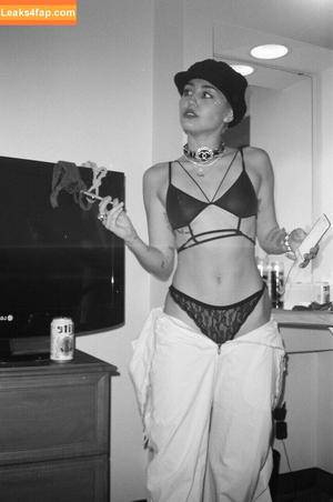 Miley Cyrus photo #0363
