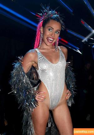 Miley Cyrus photo #0496