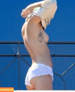 Miley Cyrus photo #0589