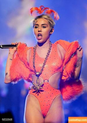 Miley Cyrus photo #0603
