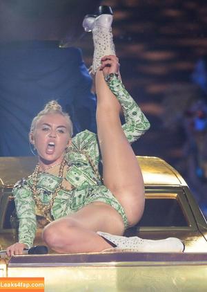 Miley Cyrus photo #0607