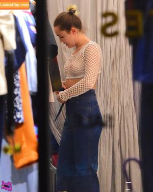 Miley Cyrus photo #0688