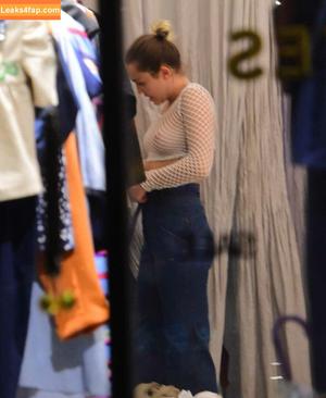 Miley Cyrus photo #0696