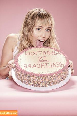 Miley Cyrus photo #0897