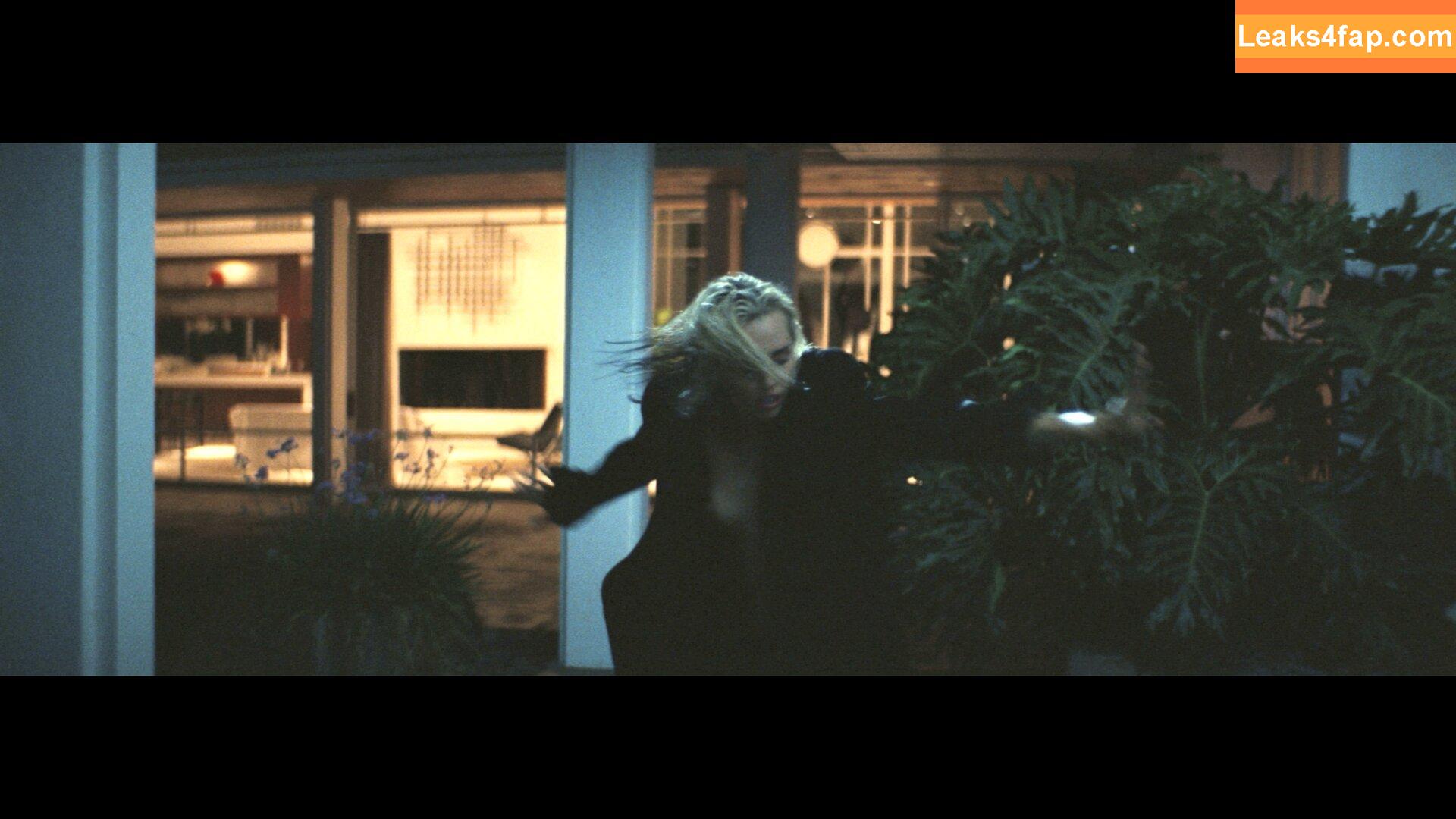 Miley Cyrus / https: / mileycyrus leaked photo photo #1017