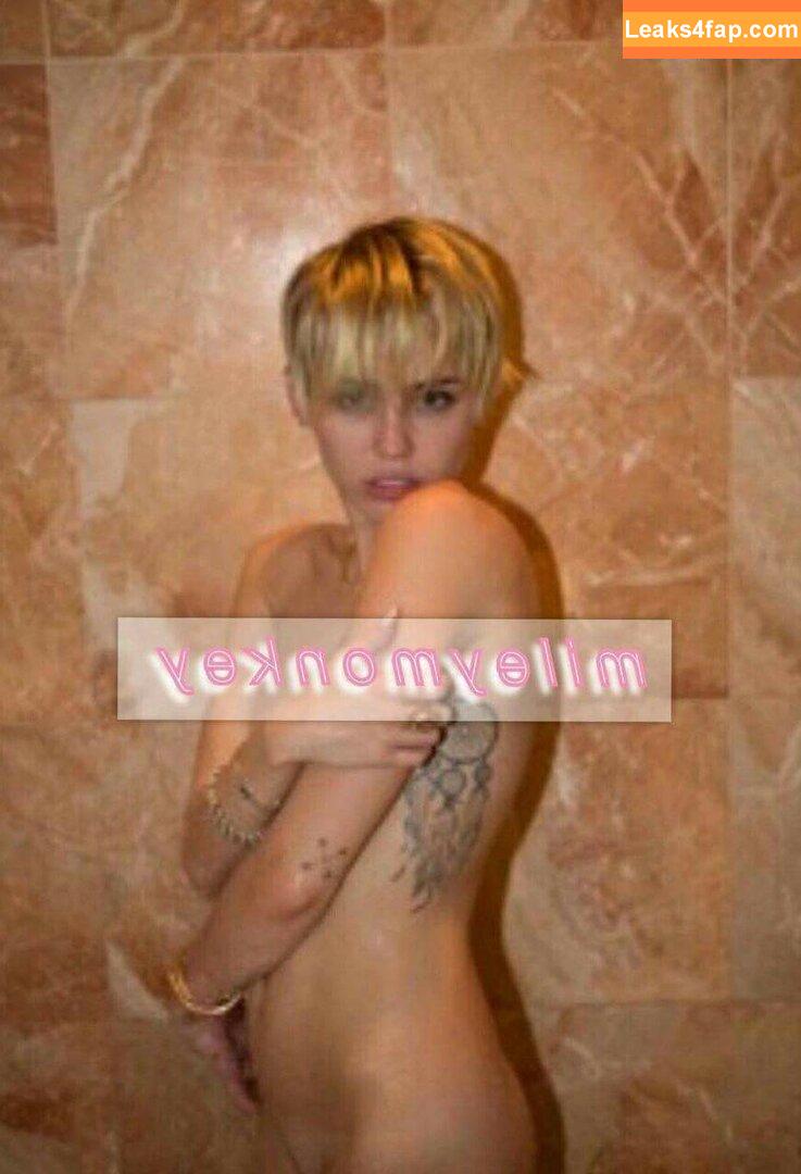 Miley Cyrus / https: / mileycyrus leaked photo photo #1043