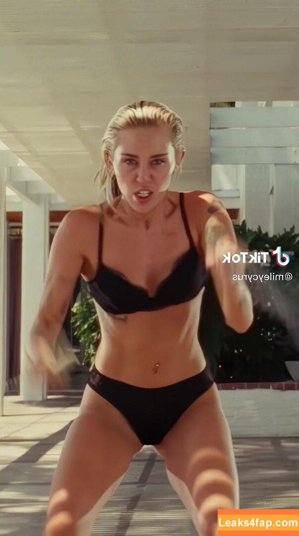 Miley Cyrus / https: / mileycyrus leaked photo photo #1166