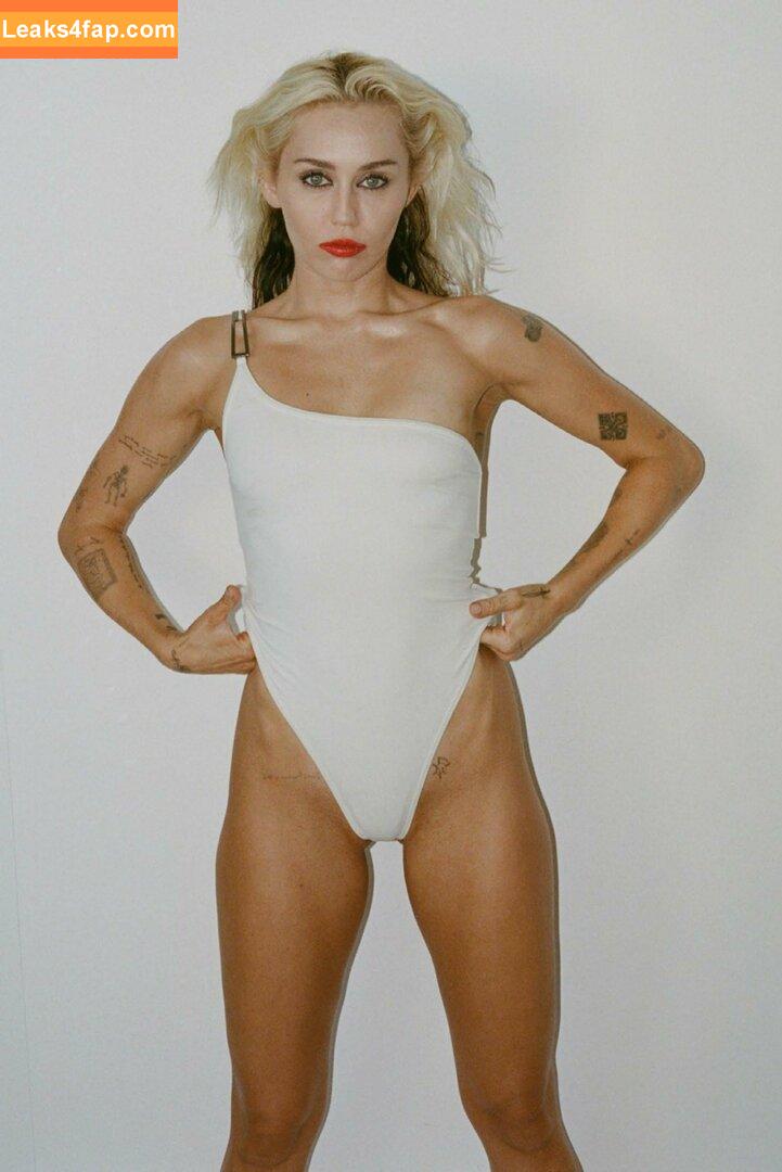 Miley Cyrus / https: / mileycyrus leaked photo photo #1503